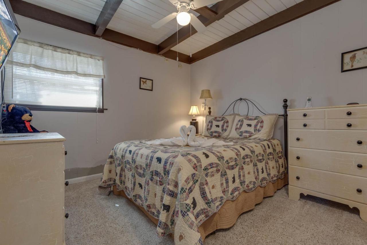 Bear View Chalet, 3 Bedroom, Pool, Pets, Arcades, Wifi, Hot Tub, Sleeps 12 Gatlinburg Exteriér fotografie