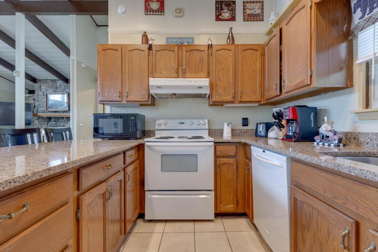 Bear View Chalet, 3 Bedroom, Pool, Pets, Arcades, Wifi, Hot Tub, Sleeps 12 Gatlinburg Exteriér fotografie
