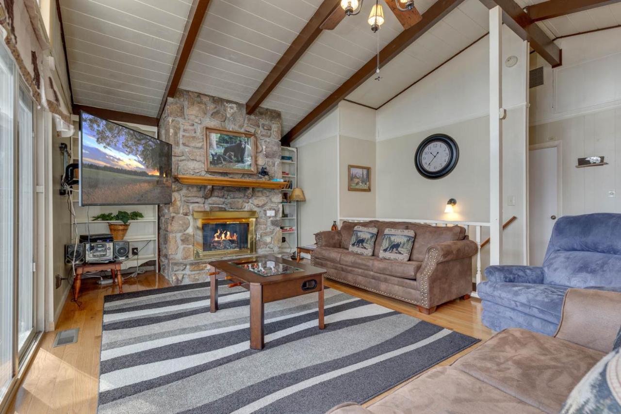 Bear View Chalet, 3 Bedroom, Pool, Pets, Arcades, Wifi, Hot Tub, Sleeps 12 Gatlinburg Exteriér fotografie