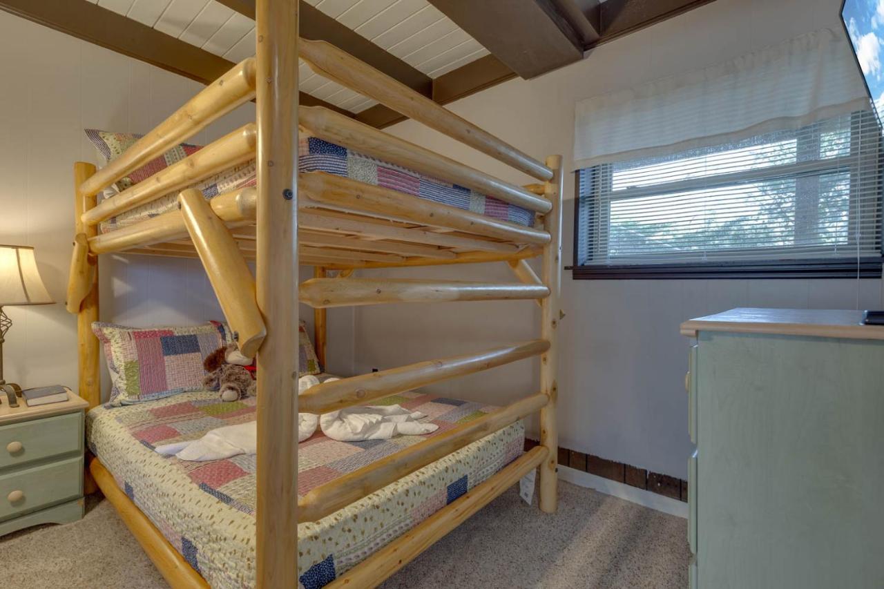 Bear View Chalet, 3 Bedroom, Pool, Pets, Arcades, Wifi, Hot Tub, Sleeps 12 Gatlinburg Exteriér fotografie